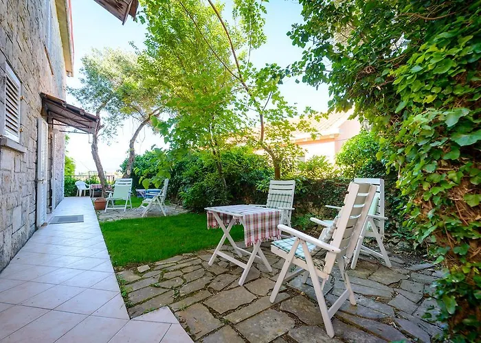 公寓 Giardino 察夫塔特